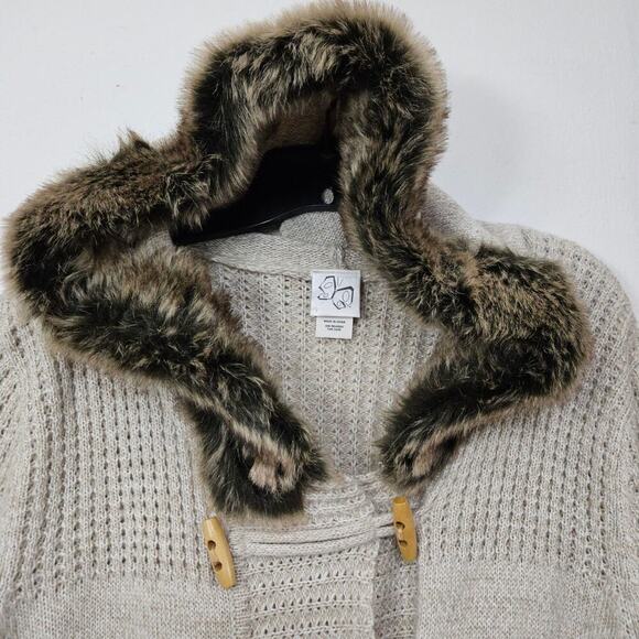 VTG Y2K Women's Sweater Cardigan Faux Fur Hoodie Cream Toggle Closure Sz X-Large - Picture 5 of 8